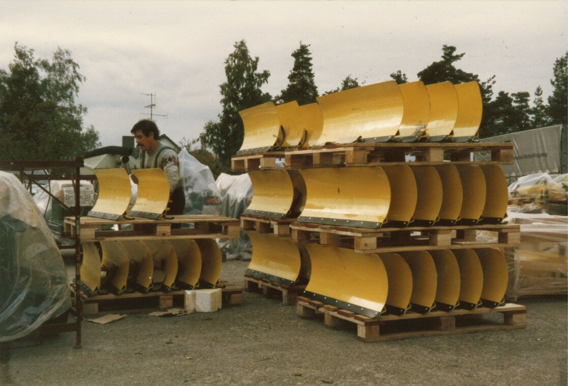 The production of snow plow blades in larger quantities is also already underway. 